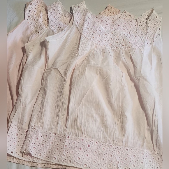 PIP & PUCK Tops.         SIZE L and M. NWOT Bundle of 3 - Picture 6 of 8